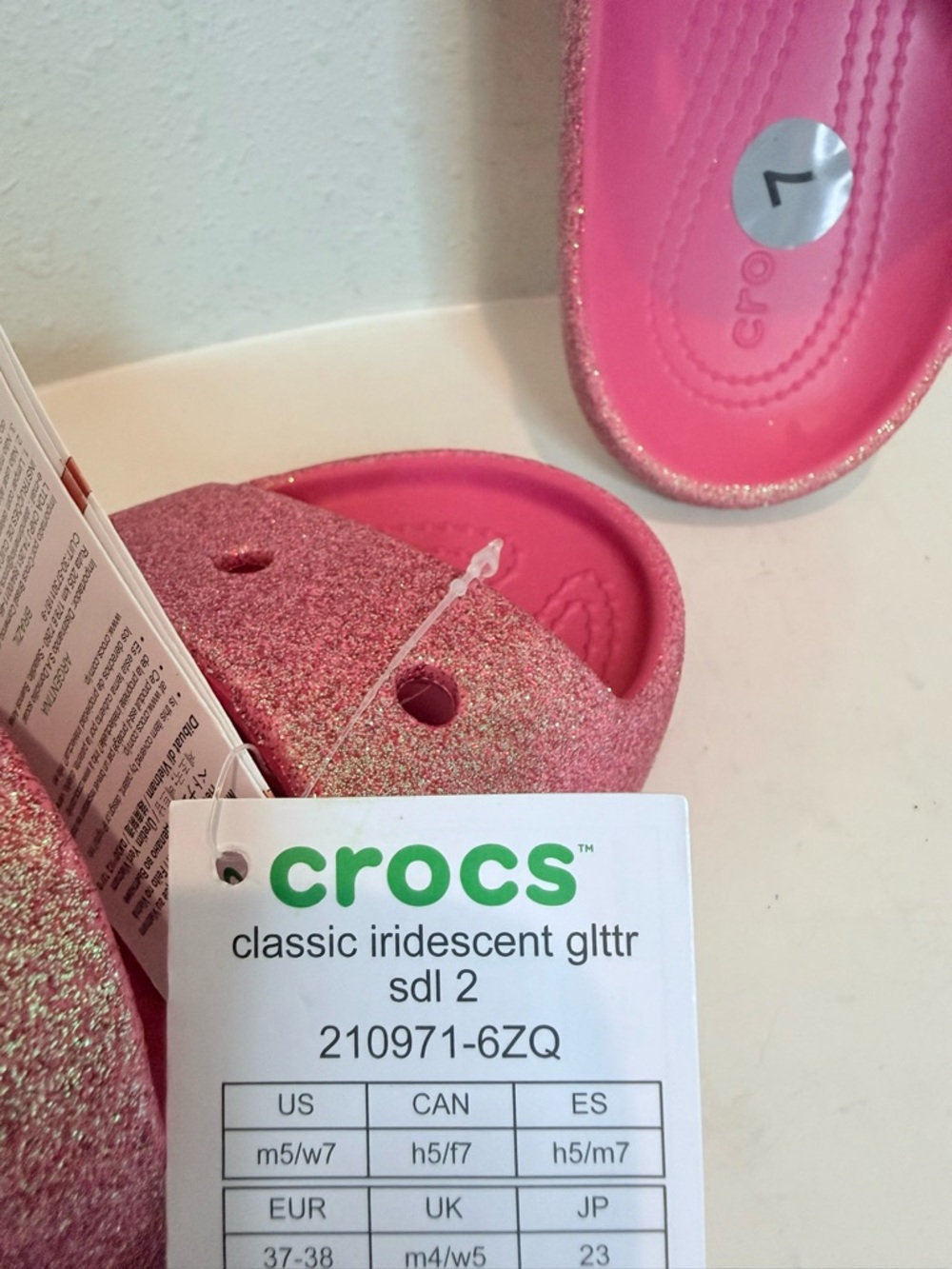 Crocs Classic Iridescent Glitter Unisex Hot Pink Slides Size W 7 NWT - Picture 11 of 11